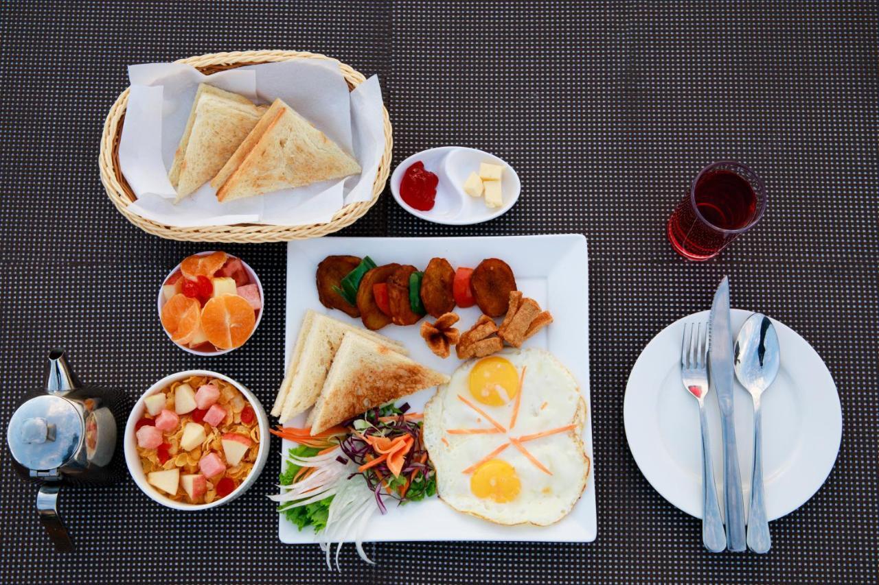 Kumari Star Inn Pokhara Ngoại thất bức ảnh