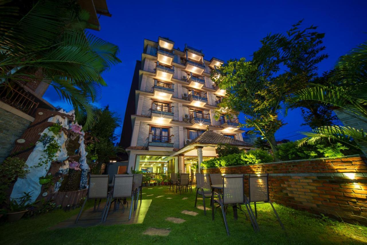 Kumari Star Inn Pokhara Ngoại thất bức ảnh