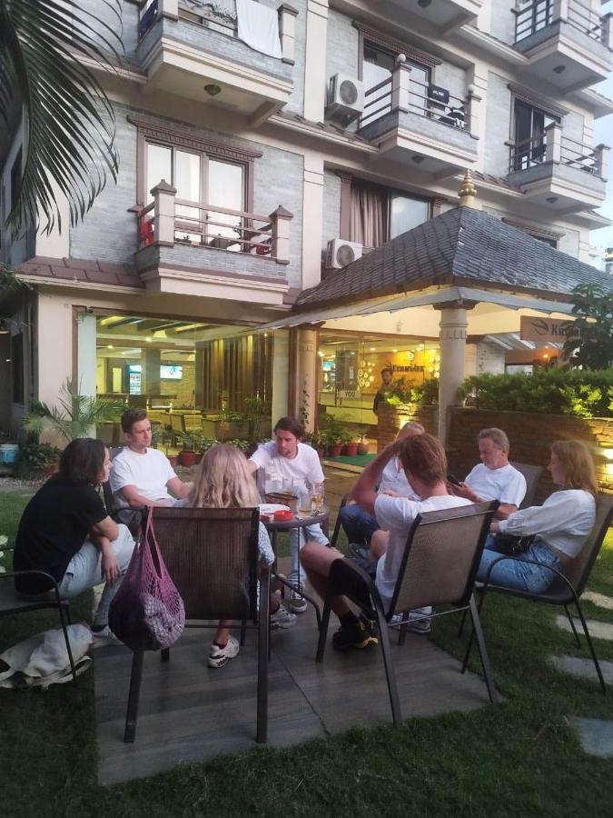 Kumari Star Inn Pokhara Ngoại thất bức ảnh