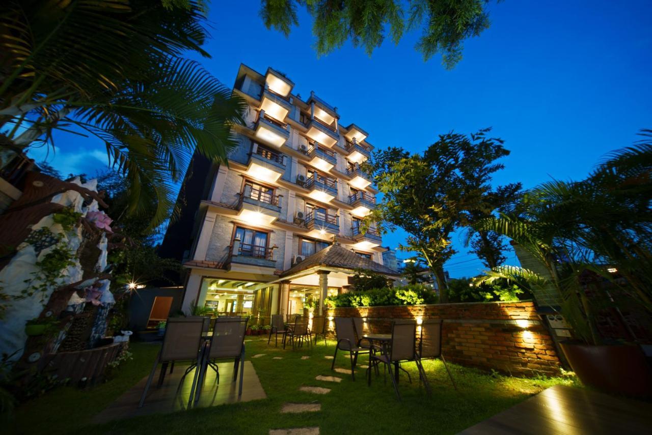 Kumari Star Inn Pokhara Ngoại thất bức ảnh