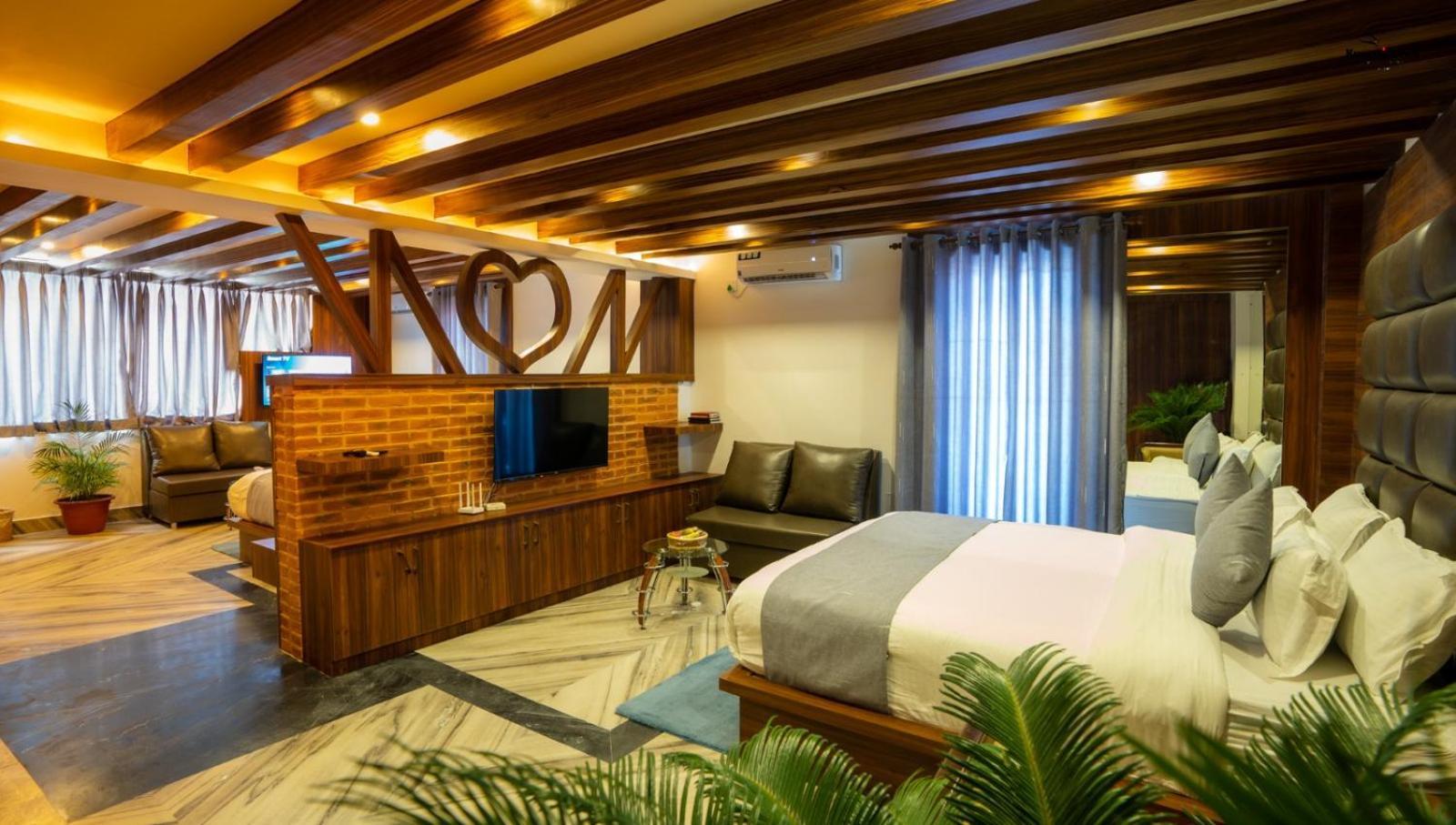 Kumari Star Inn Pokhara Ngoại thất bức ảnh