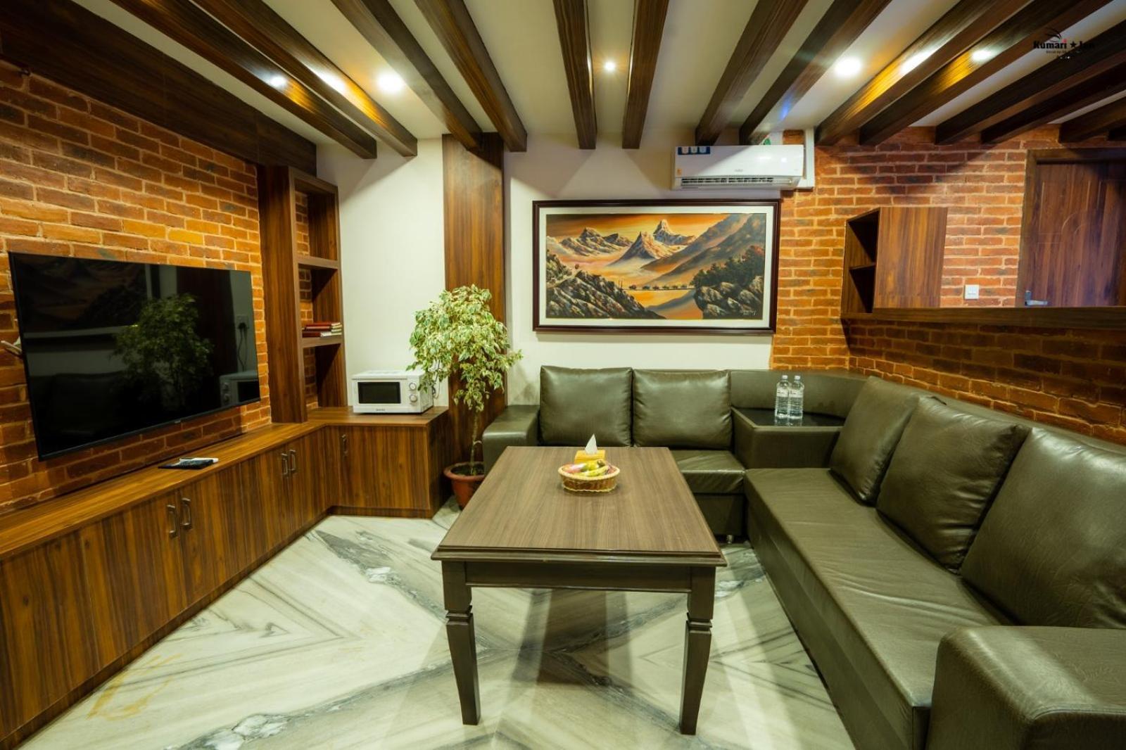 Kumari Star Inn Pokhara Ngoại thất bức ảnh