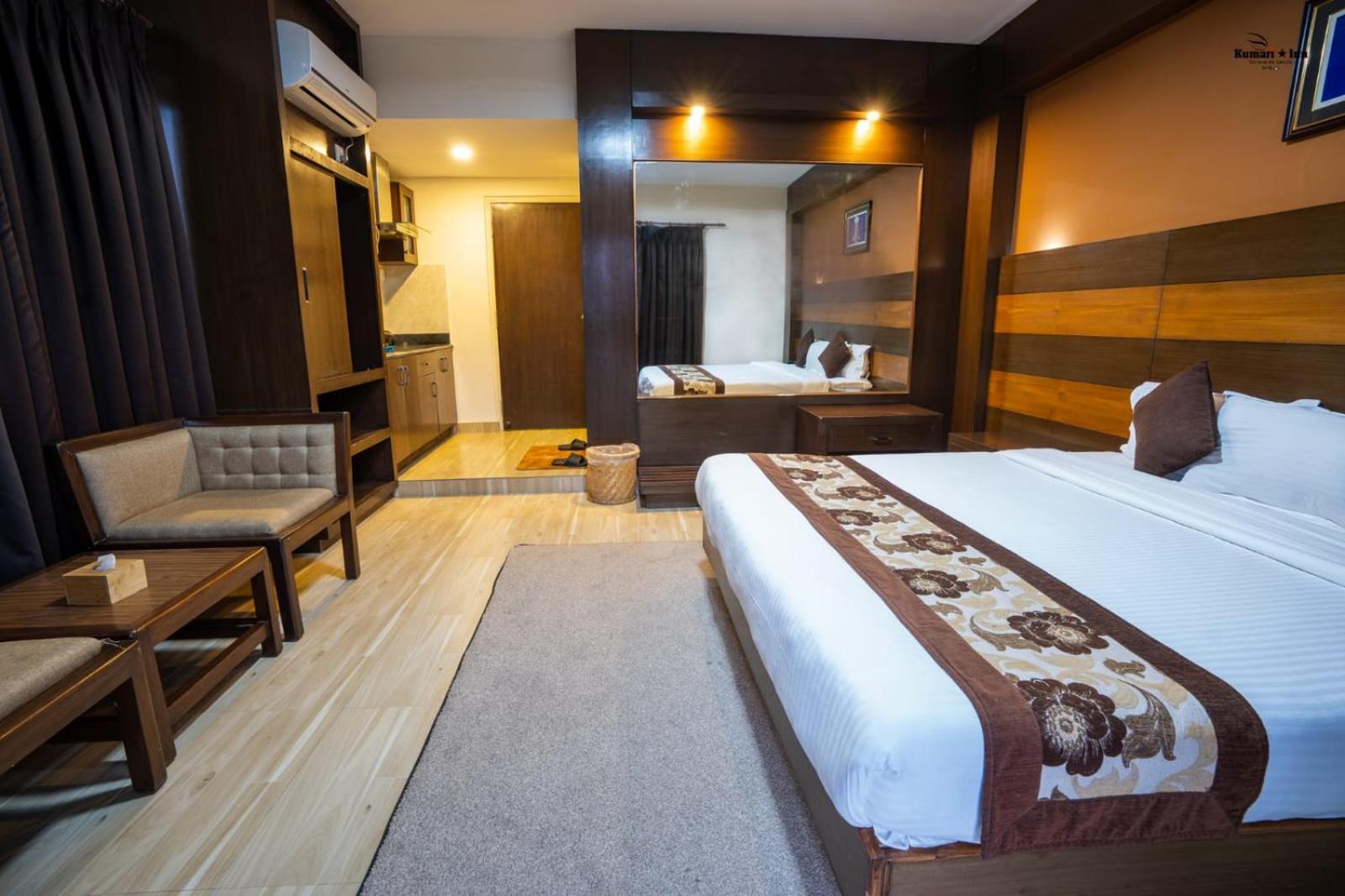 Kumari Star Inn Pokhara Ngoại thất bức ảnh